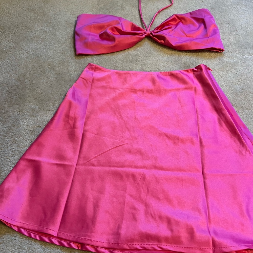 Princess Polly Satin Halter Pink Skirt Set- Size 2 - Picture 2 of 7